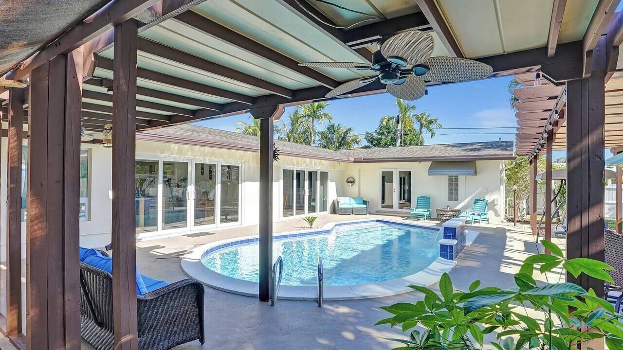 Photo of Outdoor in Hollywood Hills