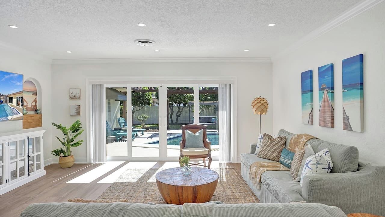 Photo of Livingroom in Hollywood Hills