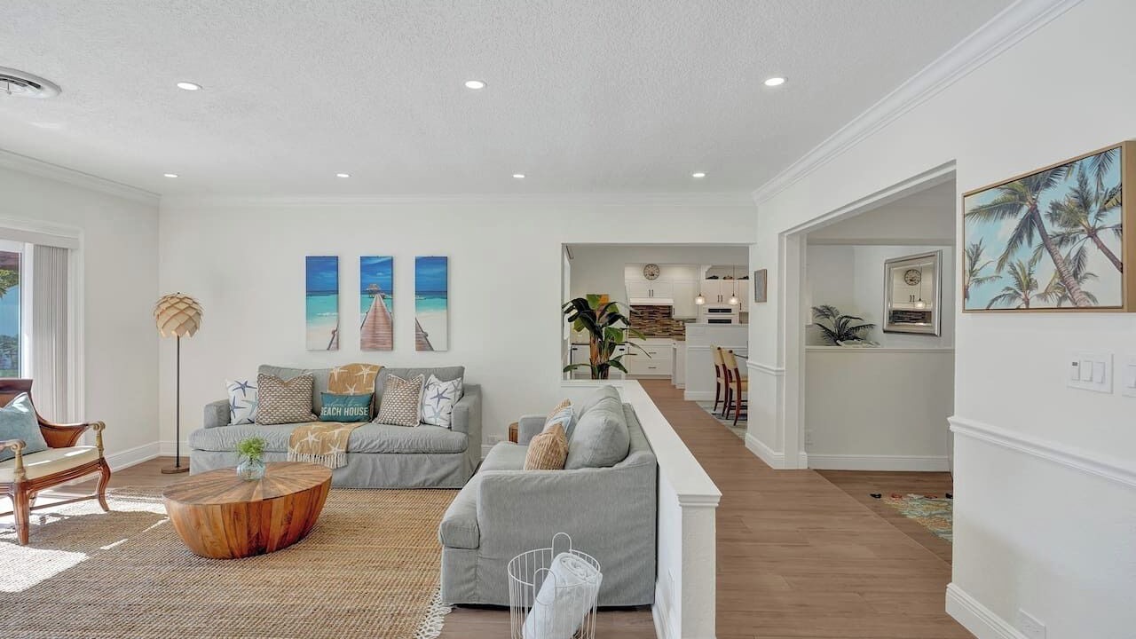 Photo of Livingroom in Hollywood Hills