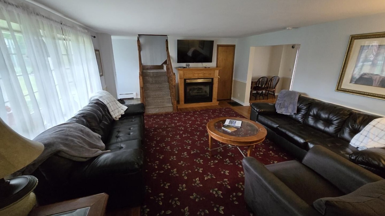 Photo of Livingroom in Milford