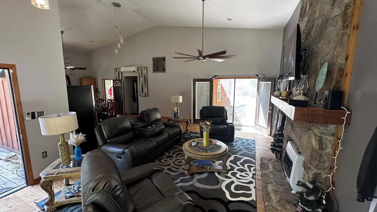 Photo of Livingroom in Nettie