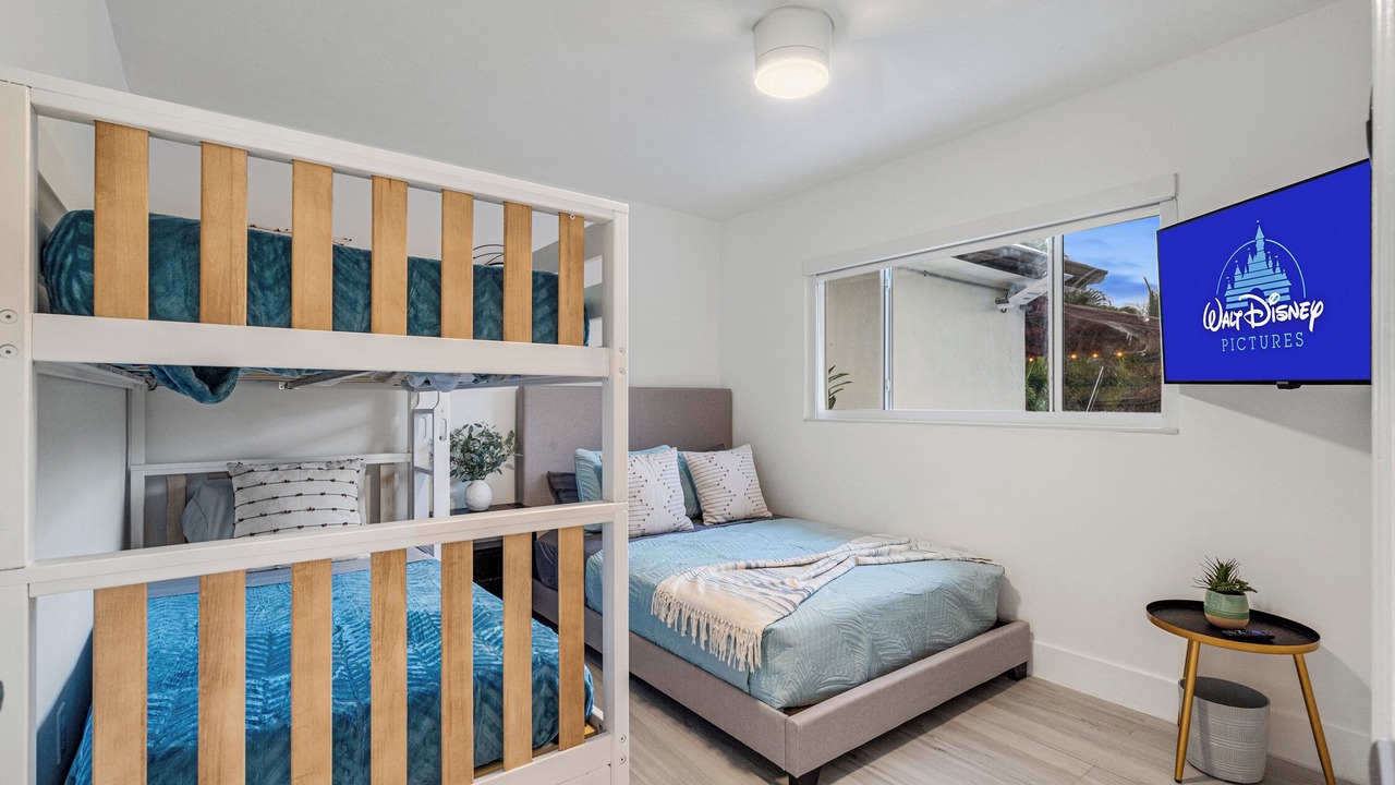 Photo of Bedroom in Boulevard Park Isles