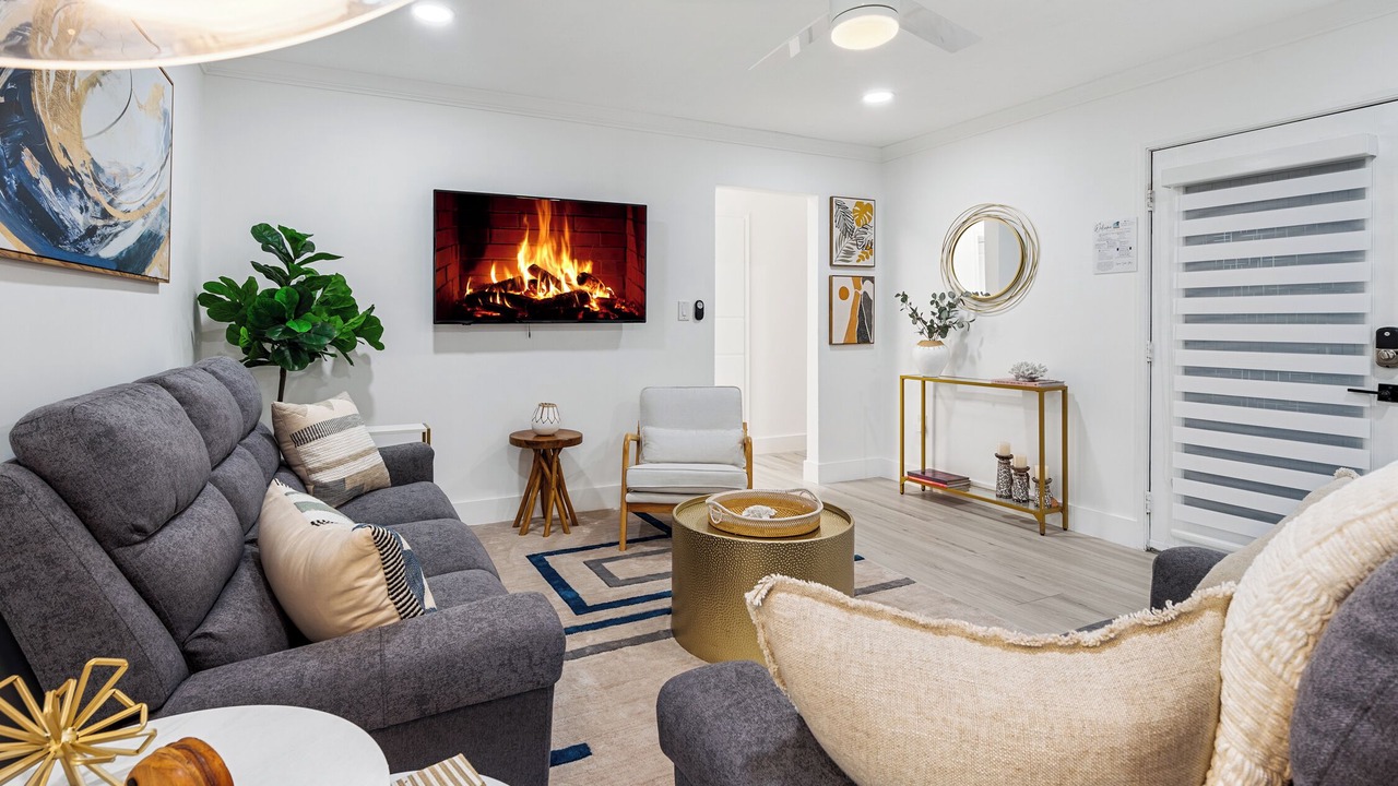 Photo of Livingroom in Boulevard Park Isles