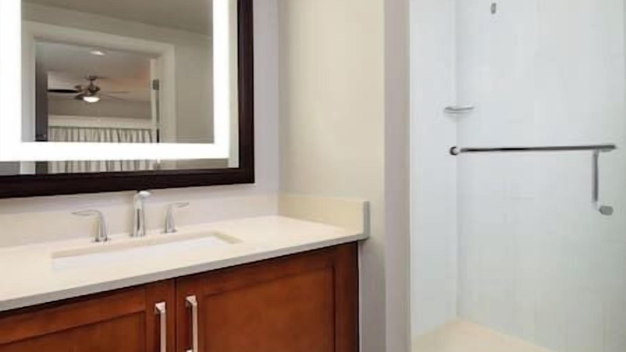 Photo of Bathroom in Bermuda Riviera