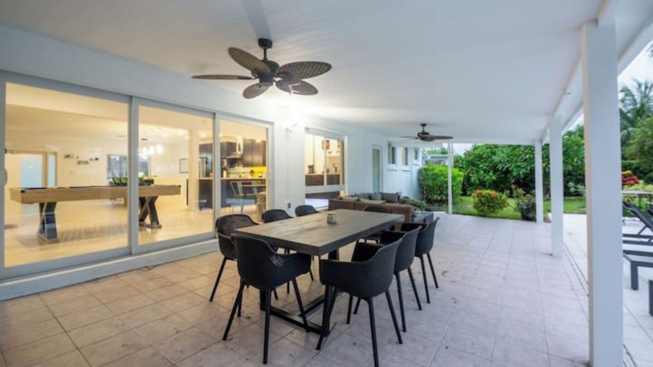 Photo of Outdoor in North Miami Beach