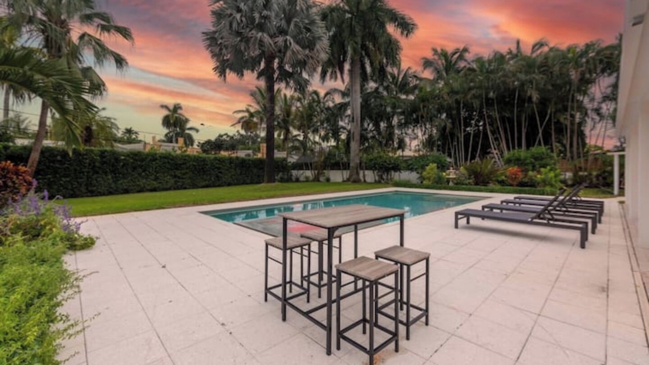 Photo of Outdoor in North Miami Beach