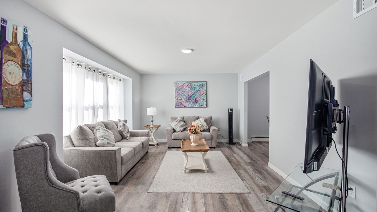 Photo of Livingroom in Pennsville