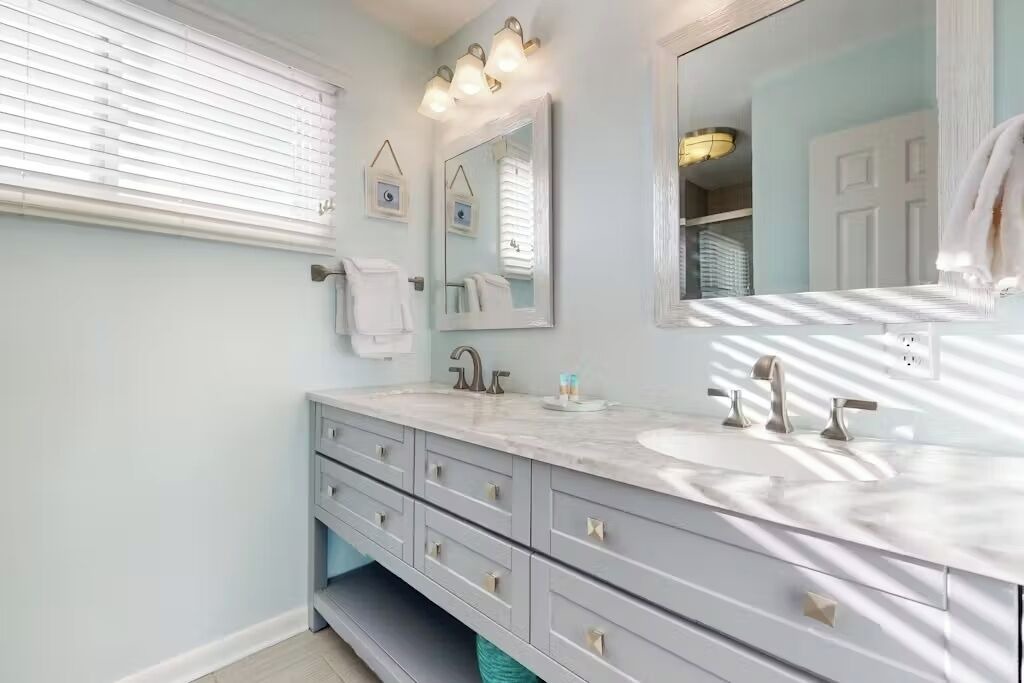 Photo of Bathroom in Fenwick Landing