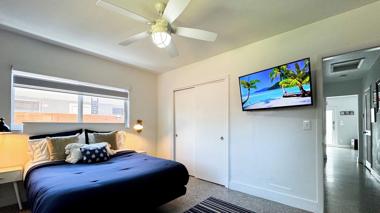 Photo of Bedroom in Royal Poinciana