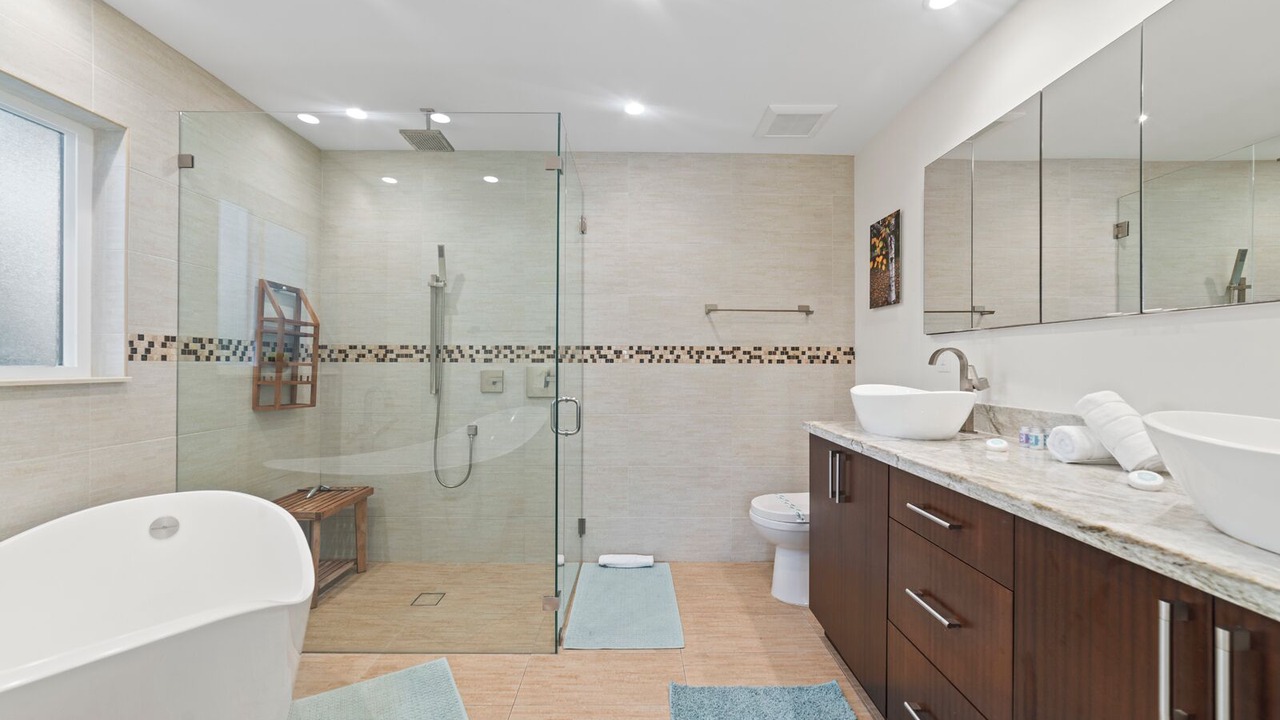Photo of Bathroom in Central Fort Lauderdale