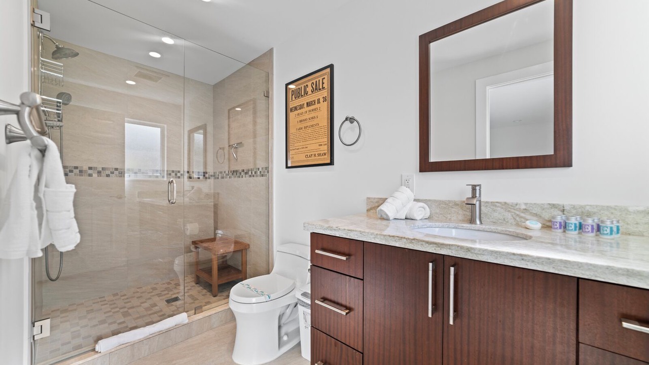 Photo of Bathroom in Central Fort Lauderdale