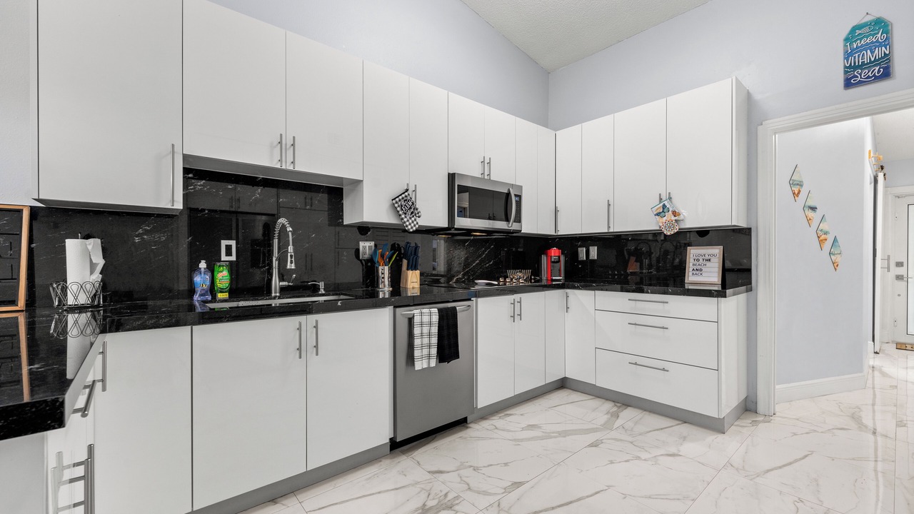 Photo of Kitchen in Hialeah