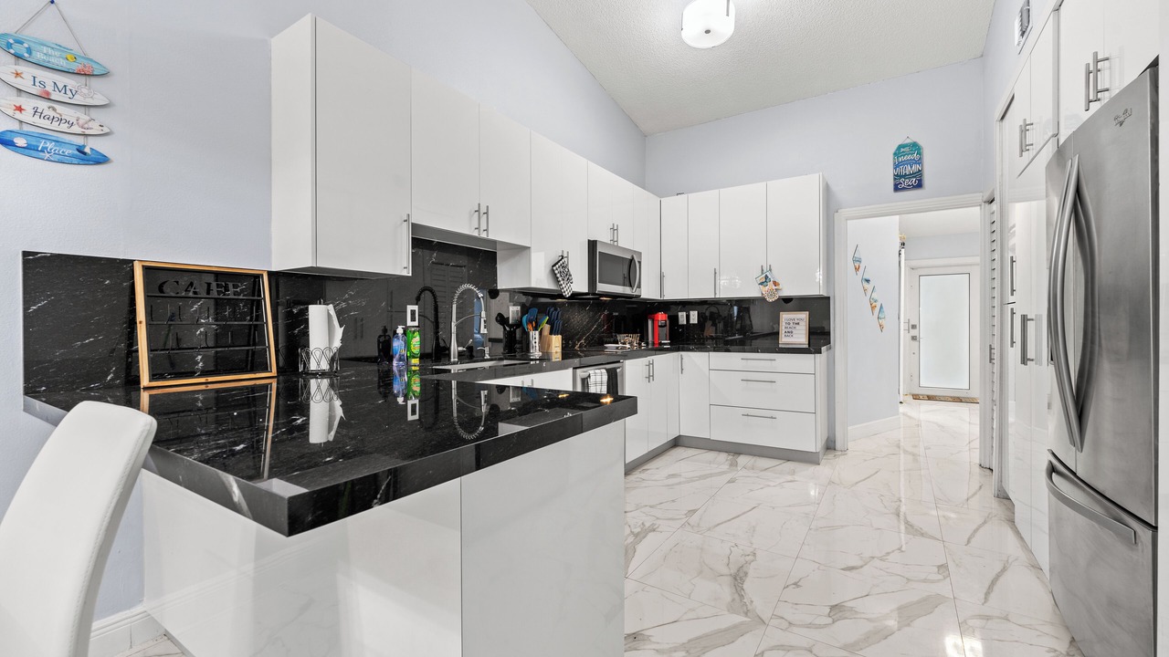Photo of Kitchen in Hialeah