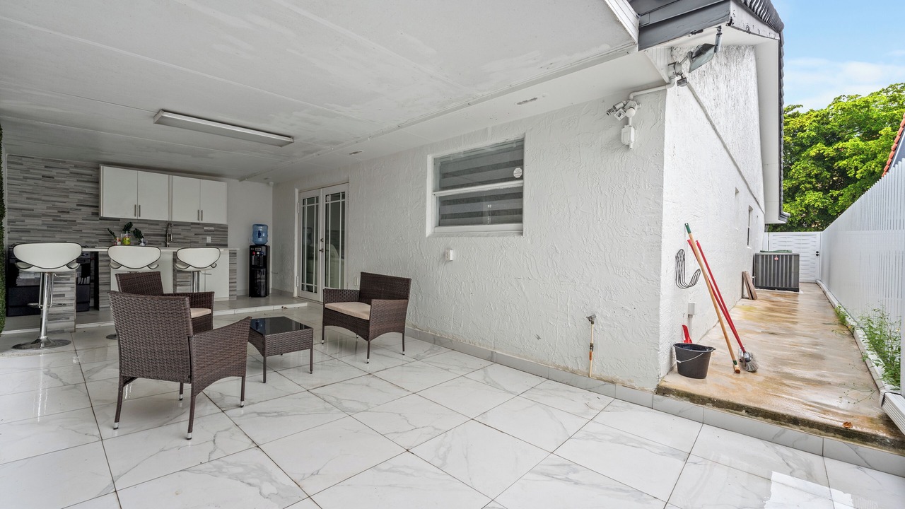 Photo of Patio Balcony in Hialeah