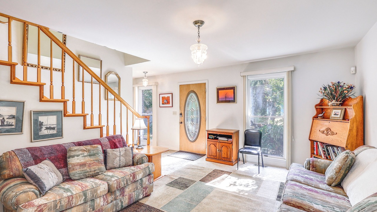 Photo of Livingroom in Chestertown