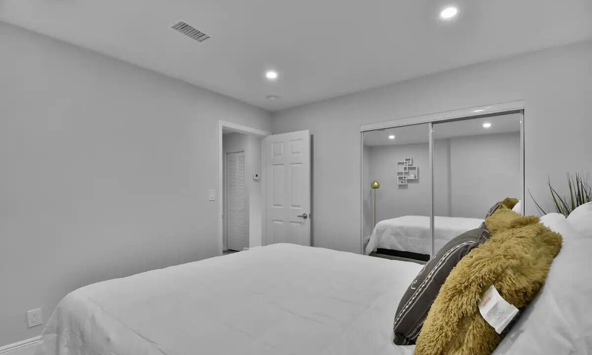 Photo of Bedroom in Riverside Park