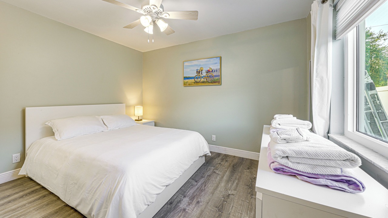 Photo of Bedroom in Deerfield Beach