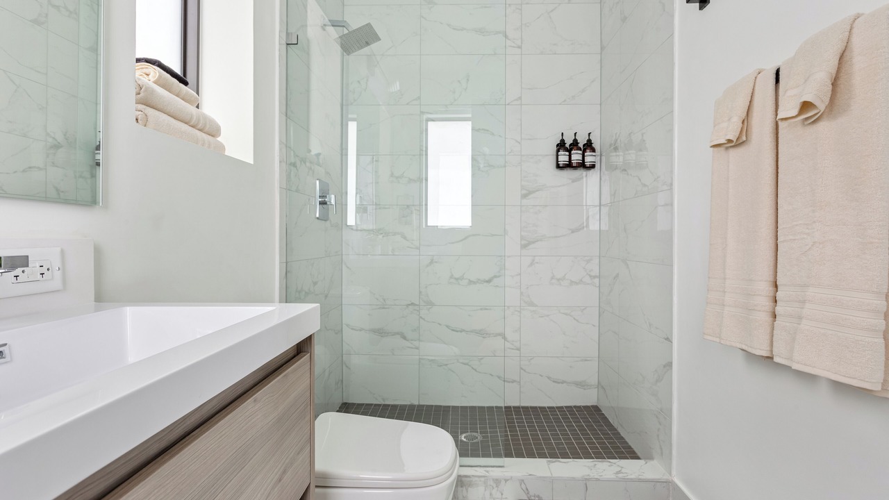 Photo of Bathroom in Central Business District
