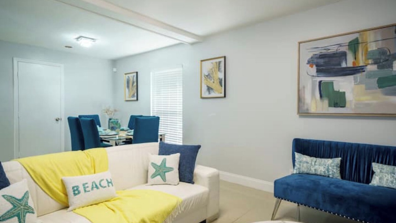 Photo of Livingroom in Tamarac