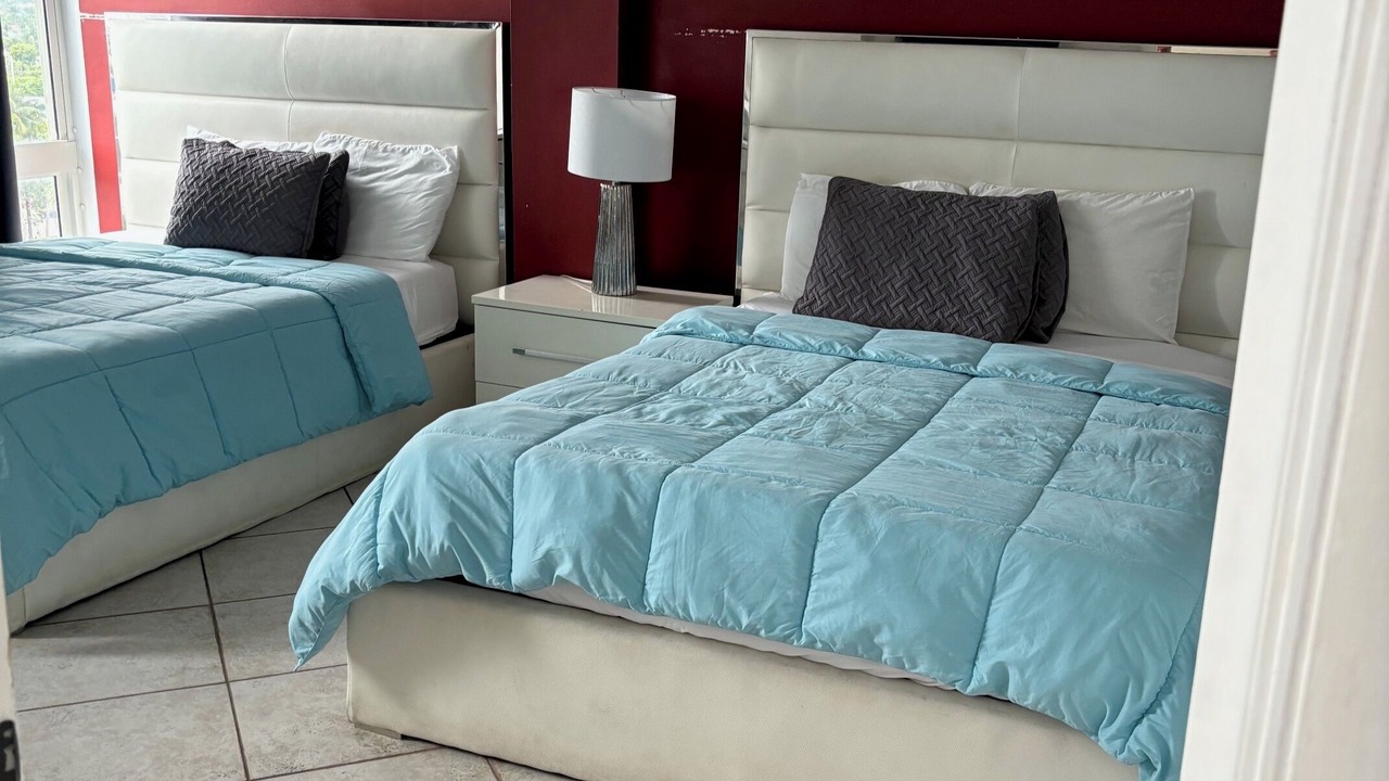 Photo of Bedroom in Bermuda Riviera