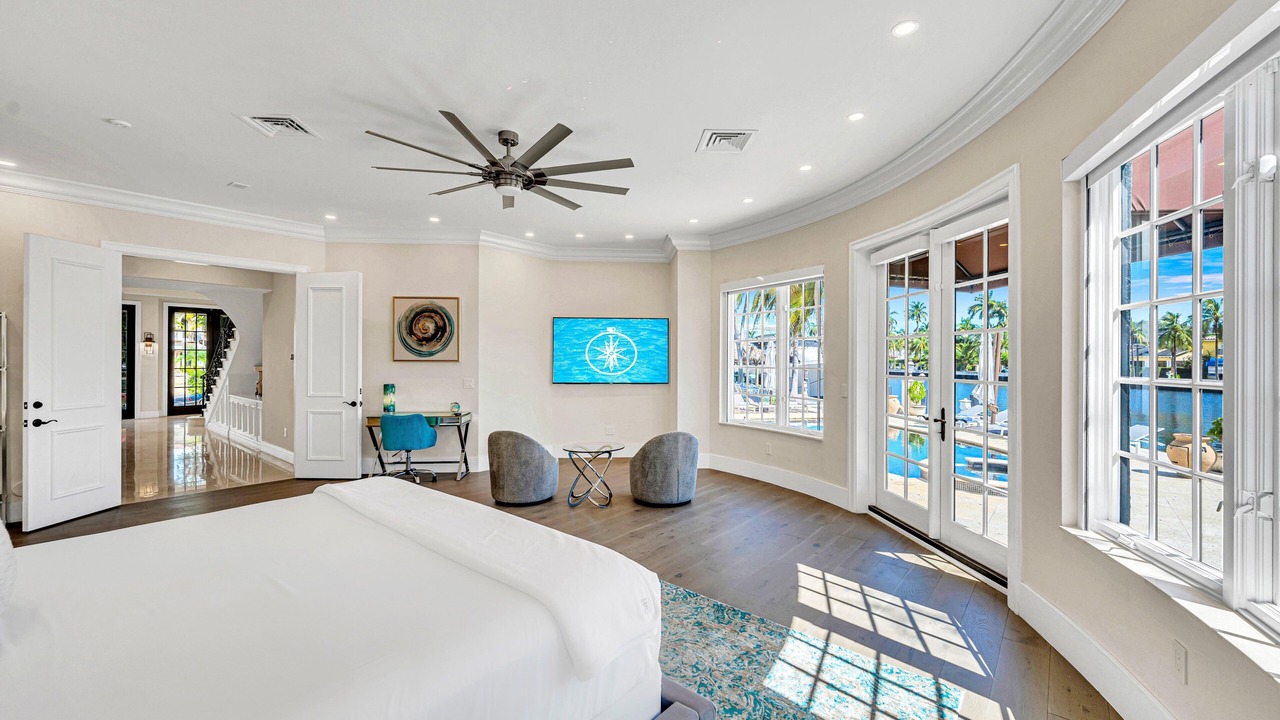 Photo of Bedroom in Las Olas Isles