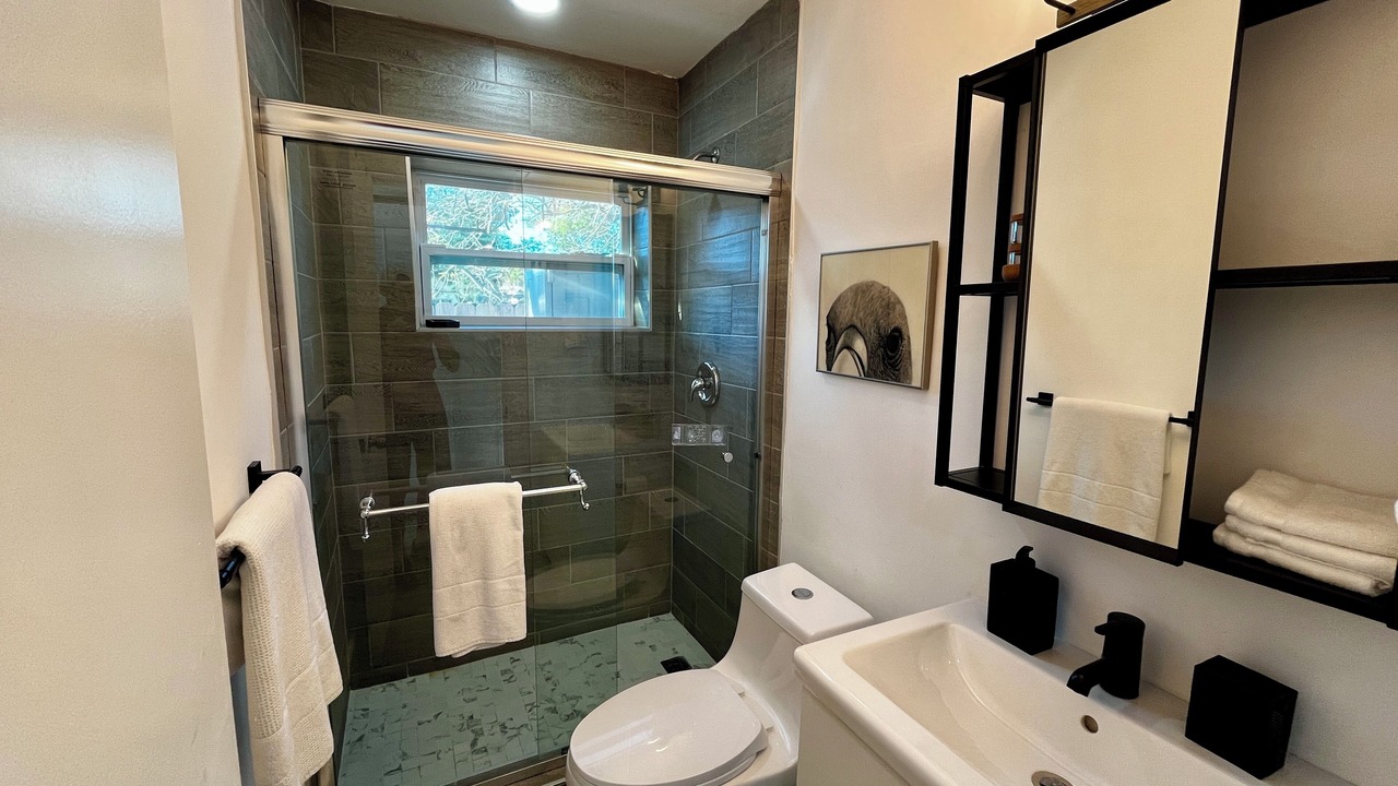Photo of Bathroom in Middle River Terrace