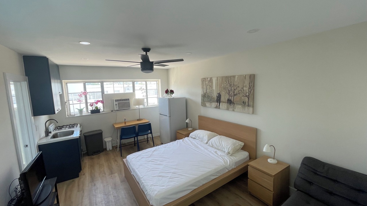 Photo of Bedroom in North Beach