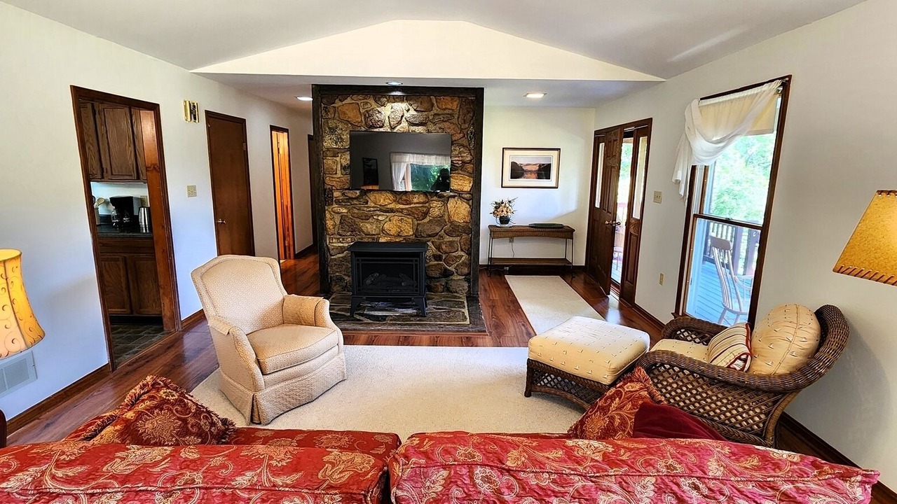 Photo of Livingroom in Bentonville