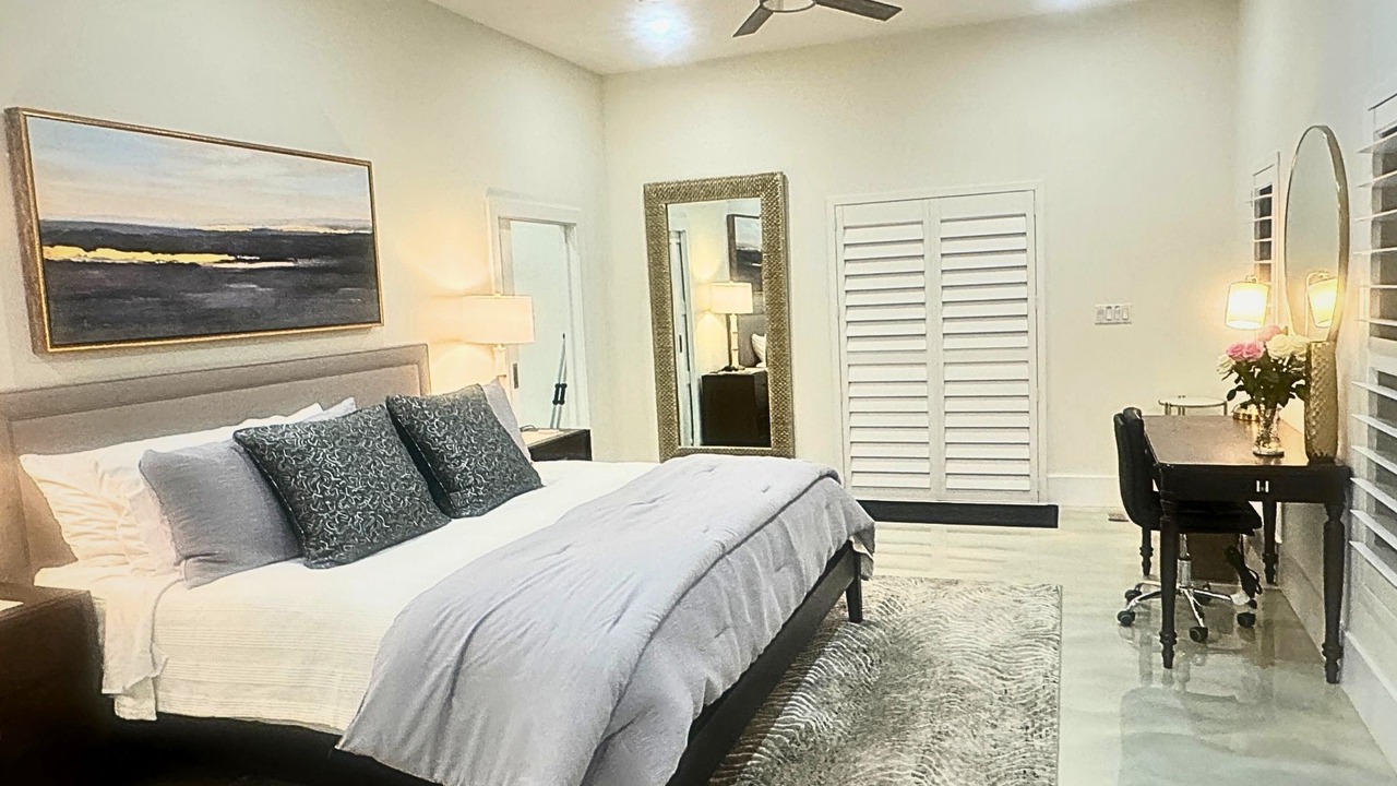 Photo of Bedroom in Dania Beach