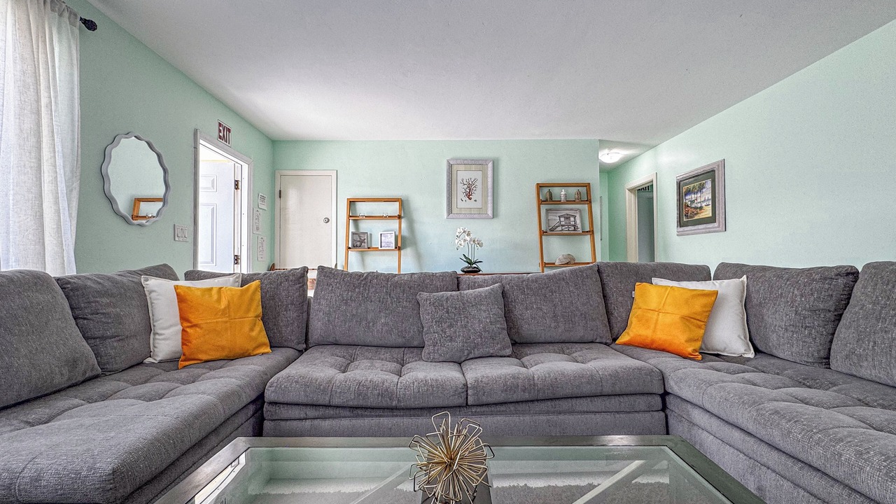Photo of Livingroom in North Beach