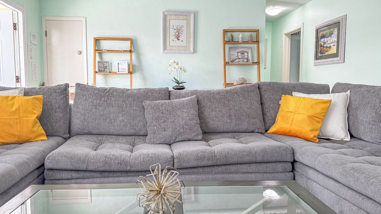Photo of Livingroom in North Beach