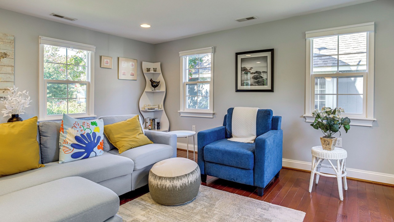 Photo of Livingroom in Tilghman