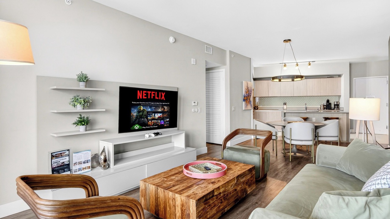 Photo of Livingroom in Hollywood South Central Beach