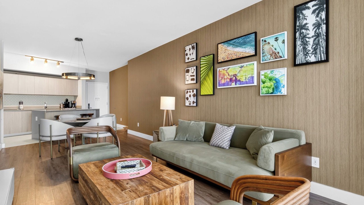 Photo of Livingroom in Hollywood South Central Beach