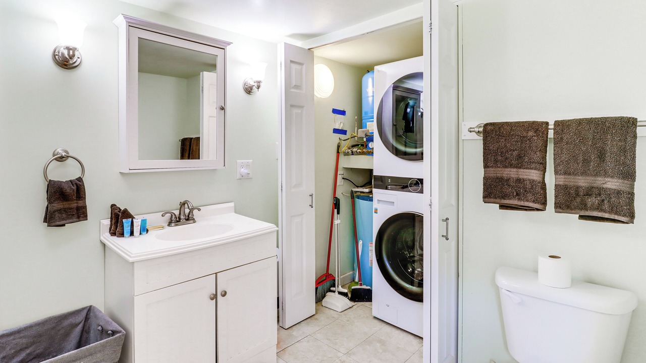 Photo of Bathroom in Point Lookout
