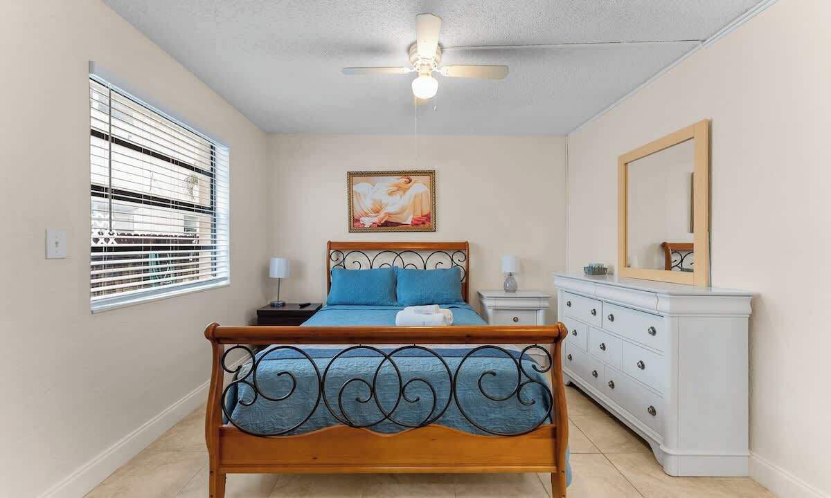Photo of Bedroom in Highland Garden
