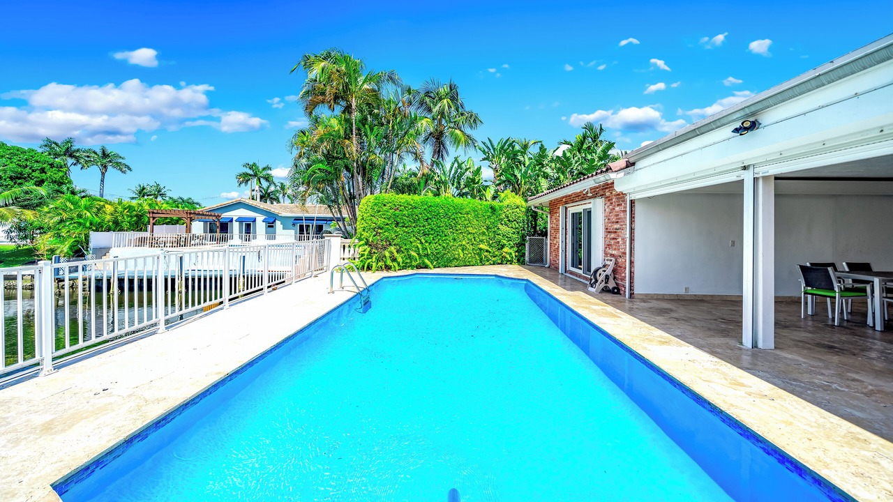 Photo of Outdoor in Bermuda Riviera