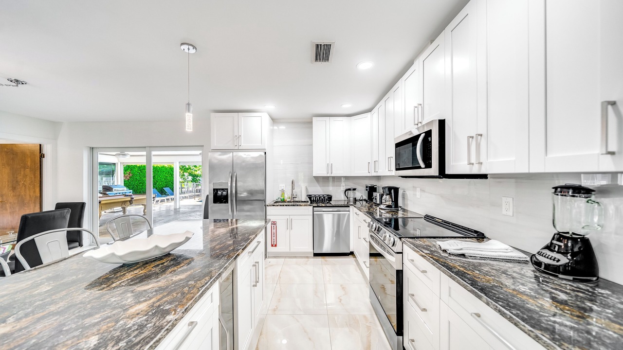 Photo of Kitchen in Bermuda Riviera