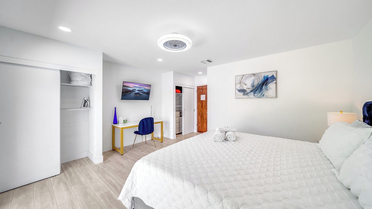 Photo of Bedroom in Bermuda Riviera