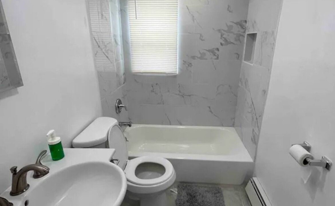 Photo of Bathroom in Hillside