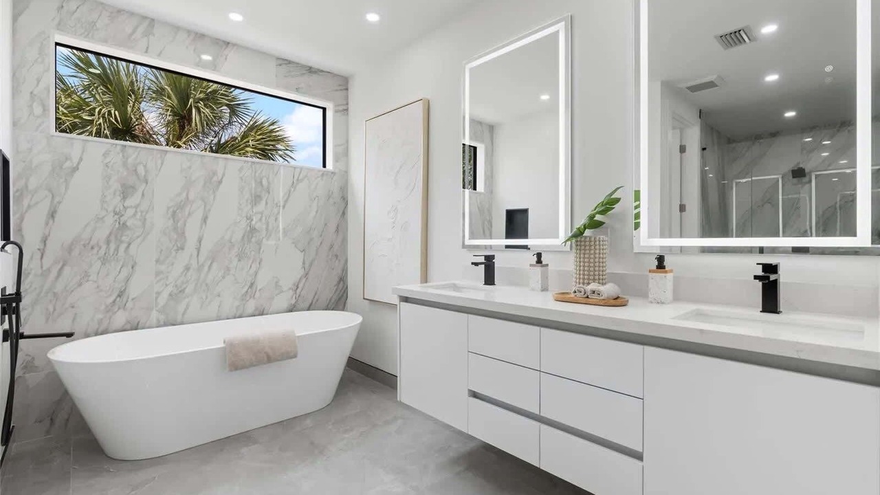 Photo of Bathroom in Croissant Park