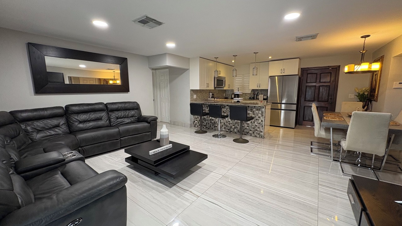 Photo of Livingroom in Hialeah