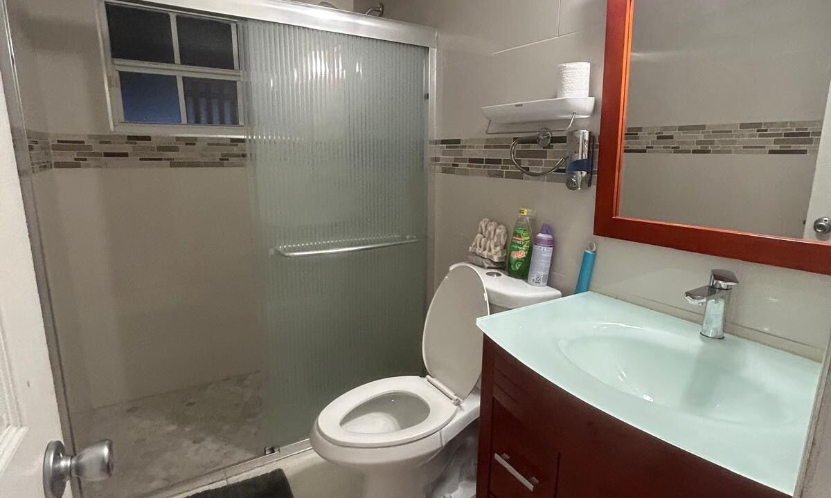 Photo of Bathroom in Hialeah