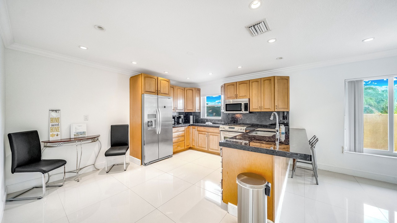Photo of Kitchen in Oakland Park