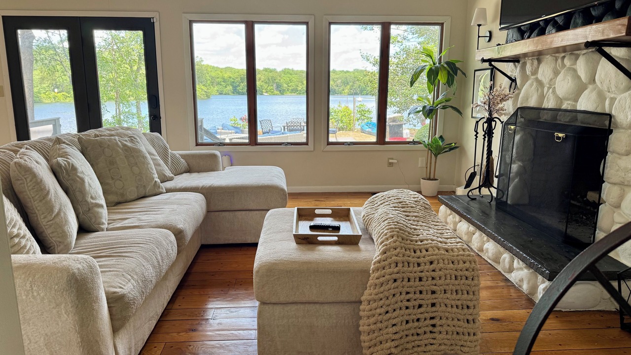 Photo of Livingroom in Fairton