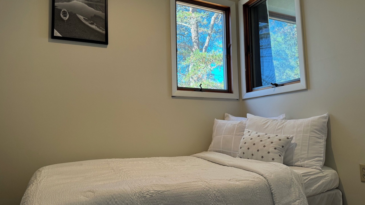 Photo of Bedroom in Fairton