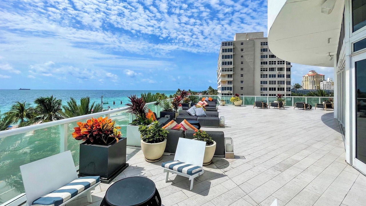 Photo of Outdoor in Central Beach