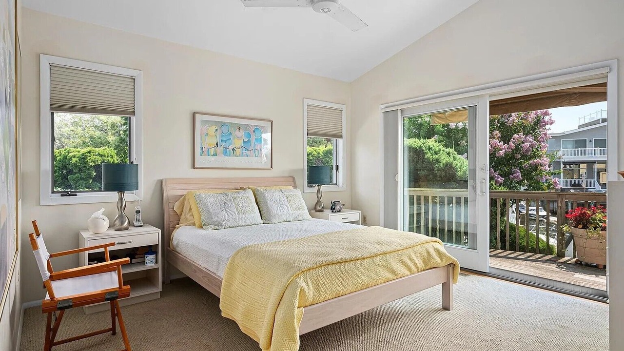 Photo of Bedroom in Loveladies