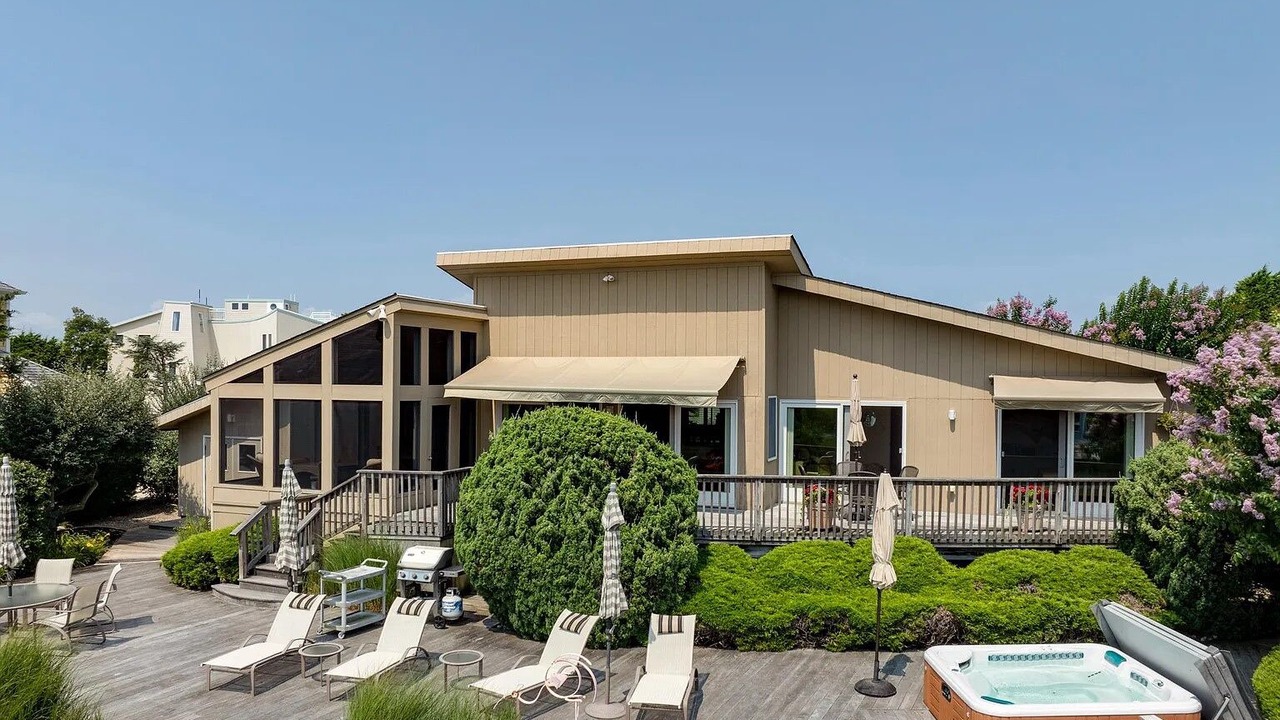 Photo of Patio Balcony in Loveladies
