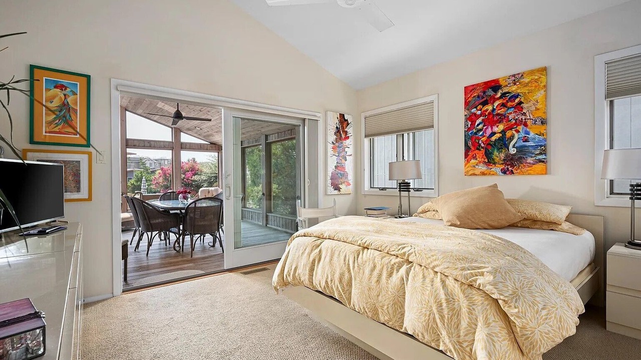 Photo of Bedroom in Loveladies
